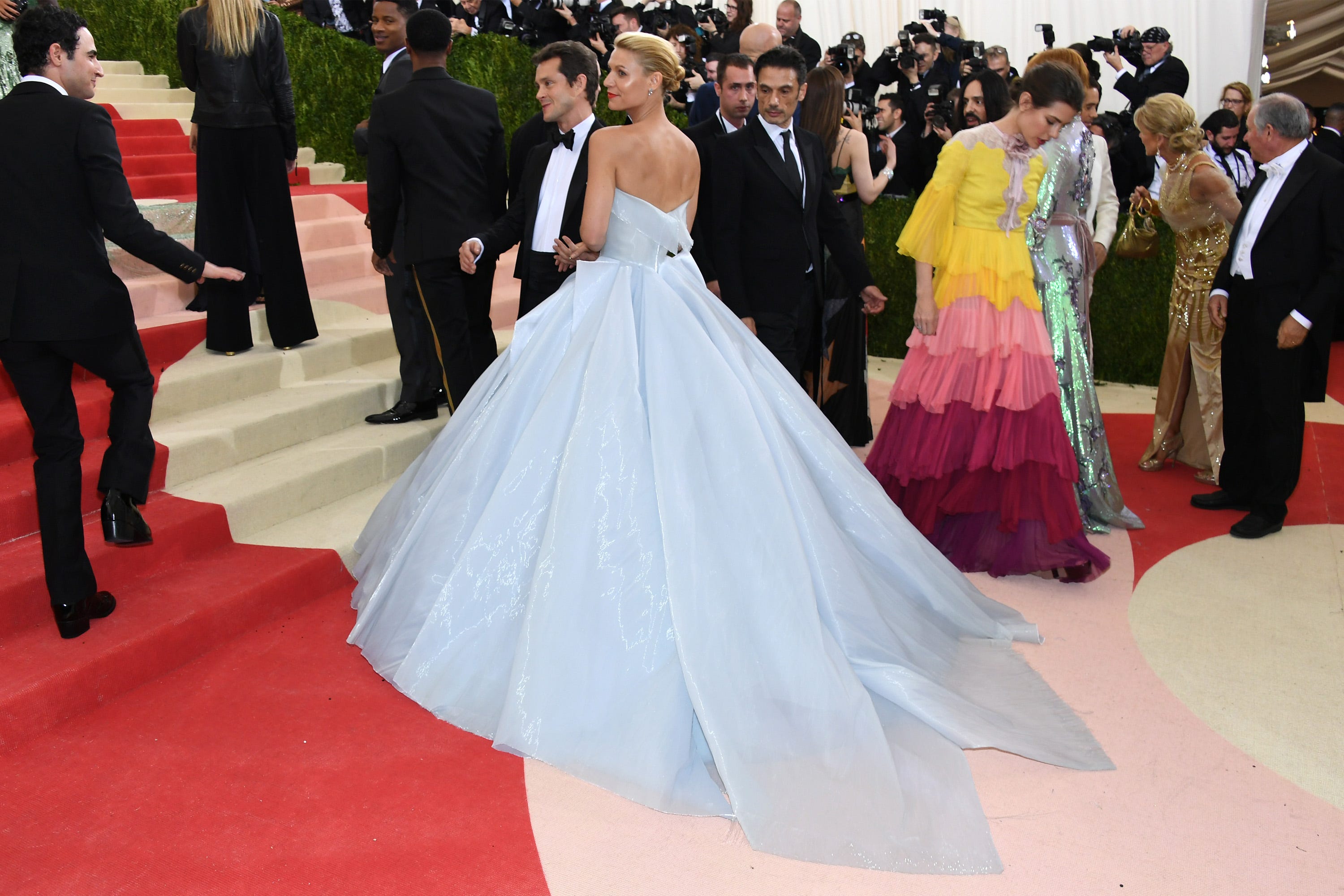 zac posen dresses red carpet